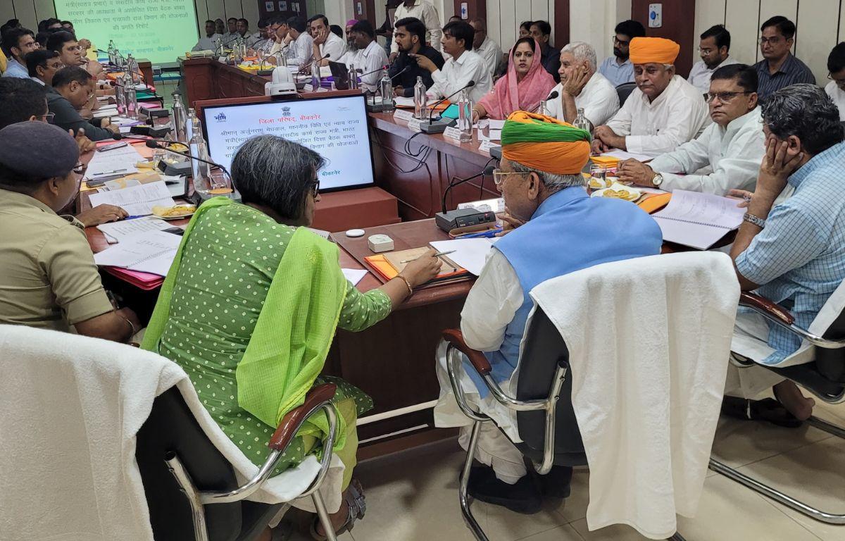 केन्द्रीय मंत्री श्री अर्जुन राम मेघवाल की अध्यक्षता में दिशा की बैठक आयोजित