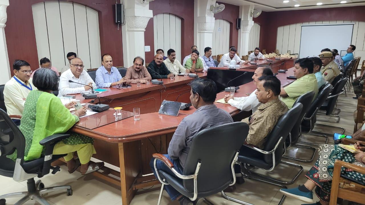 दशहरा उत्सव आयोजन की तैयारी बैठक आयोजित
