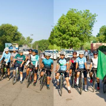 साइकिल धावक बेटियों का 9 किलोमीटर विशेष साईक्लिंग राइडिंग व अभिनंदन