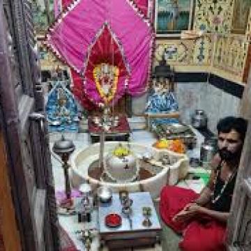 300 साल प्राचीन शिव मंदिर - जनेश्वर महादेव